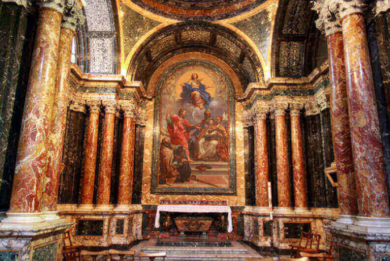 Капелла Чибо в церкви Санта Мария дель Пополо в Риме.