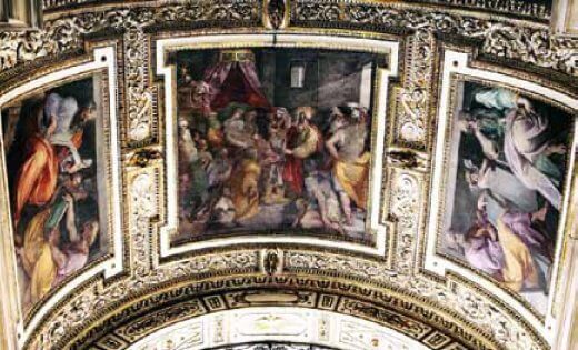 Фрески Кавальер Д'Арпино "Излечение дочери французского Короля". Слева: Святой матфей. Справа: пророки.